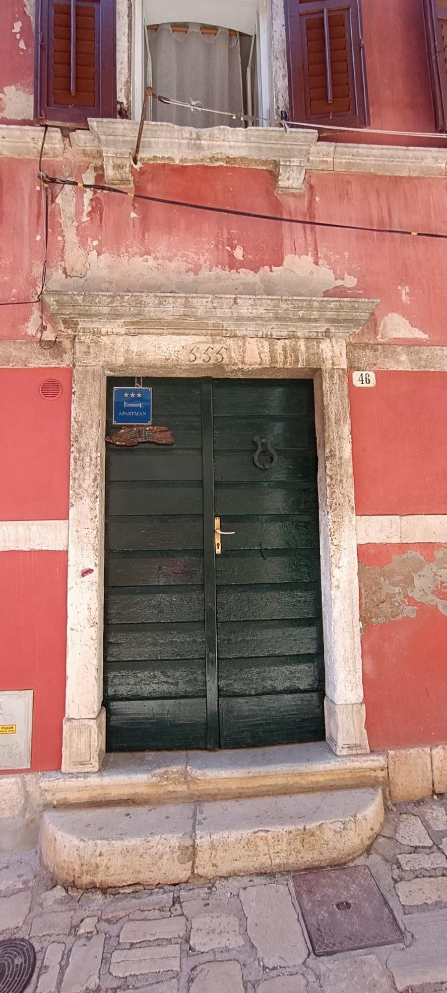 Elle Apartment Rovinj Bagian luar foto